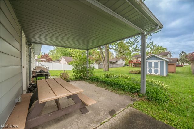 4829 New Road, Austintown, OH 44515
