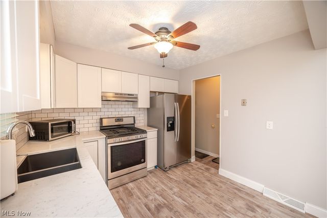 4829 New Road, Austintown, OH 44515