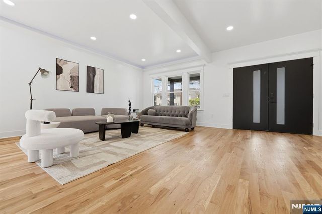 47 Darling Avenue, Bloomfield, NJ 07003