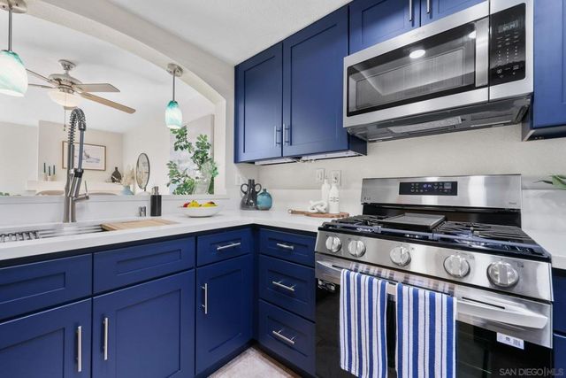 740 Breeze Hill Rd. 193, Vista, CA 92081