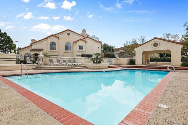 740 Breeze Hill Rd. 193, Vista, CA 92081