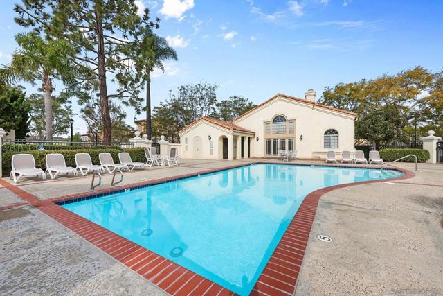 740 Breeze Hill Rd. 193, Vista, CA 92081