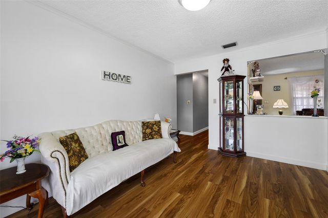 506 GAY ROAD, Seffner, FL 33584