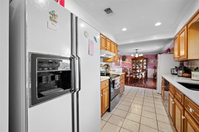 506 GAY ROAD, Seffner, FL 33584