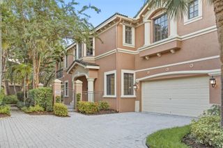 2890 Kinsington Cir, Weston, FL 33332