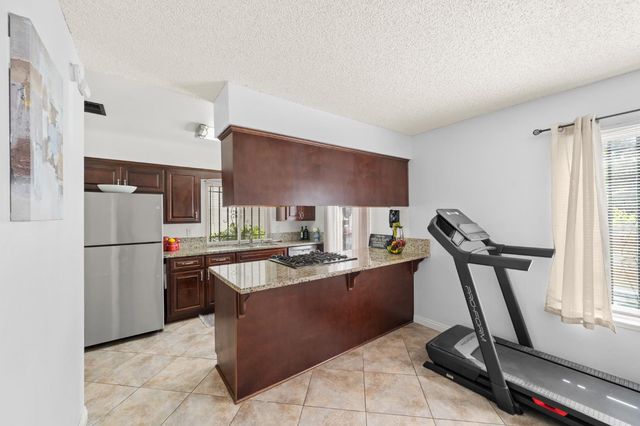 2235 Baywater Ln, Rancho Cordova, CA 95670