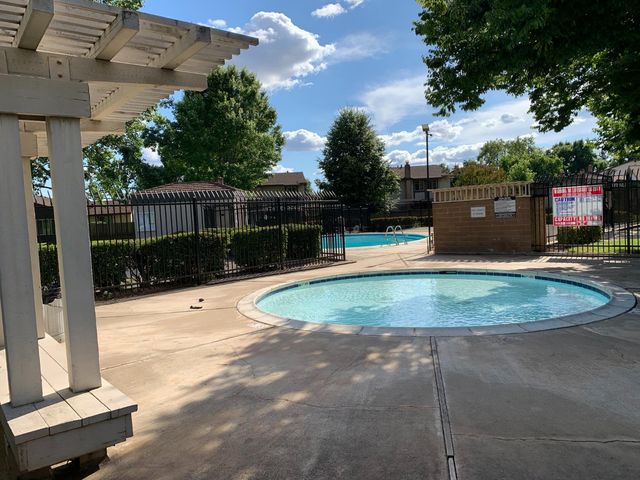 2235 Baywater Ln, Rancho Cordova, CA 95670