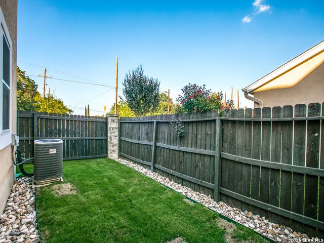 3202 Eisenhauer Rd Unit 101, San Antonio, TX 78209