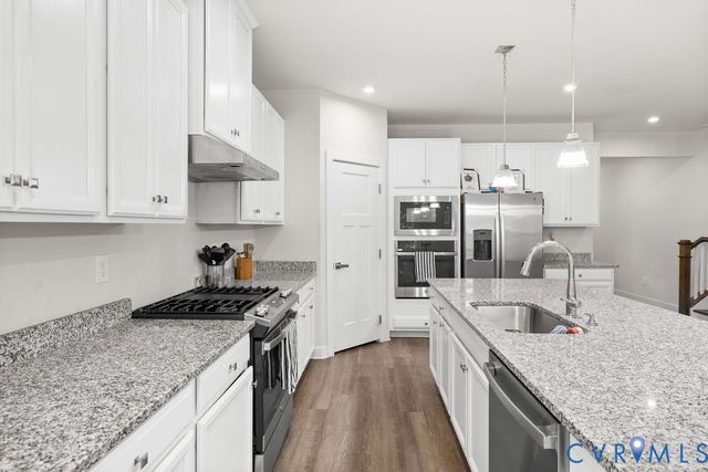 10241 Centralia Station Rd, Chester, VA 23831