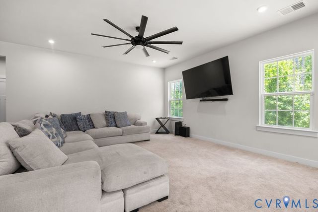 10241 Centralia Station Rd, Chester, VA 23831
