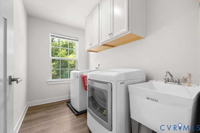 10241 Centralia Station Rd, Chester, VA 23831