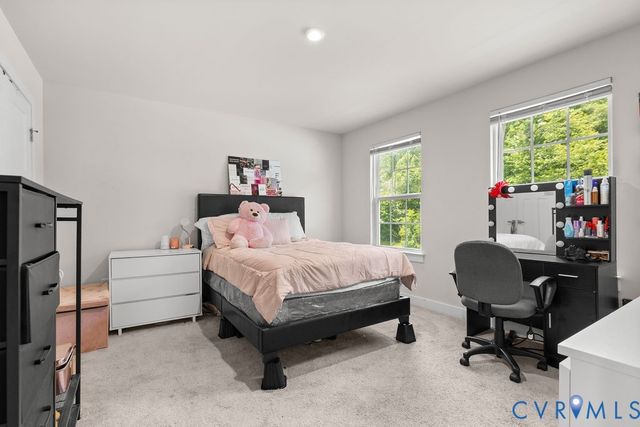 10241 Centralia Station Rd, Chester, VA 23831