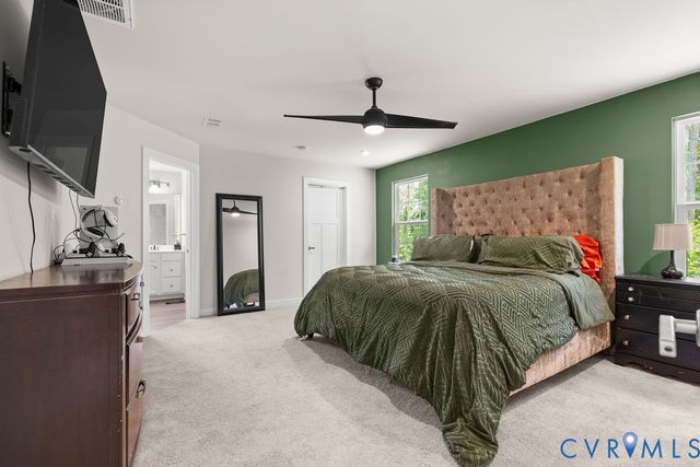 10241 Centralia Station Rd, Chester, VA 23831