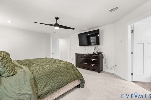 10241 Centralia Station Rd, Chester, VA 23831