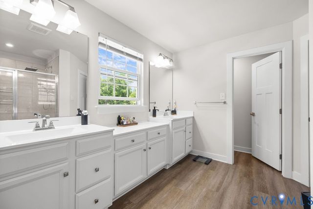 10241 Centralia Station Rd, Chester, VA 23831