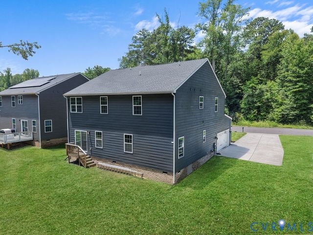 10241 Centralia Station Rd, Chester, VA 23831
