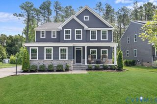 10241 Centralia Station Rd, Chester, VA 23831