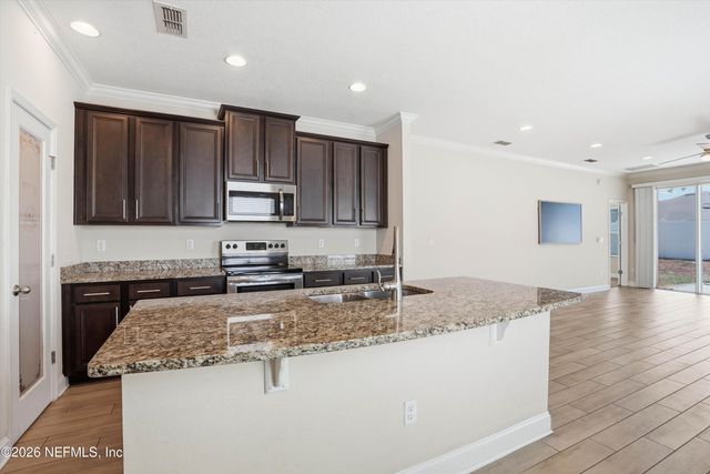 10076 KIT FOX Parkway, Jacksonville, FL 32222