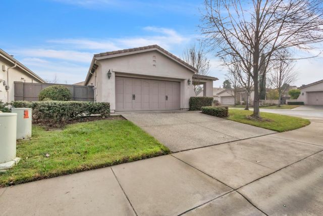 2796 San Marin Ln, Sacramento, CA 95835