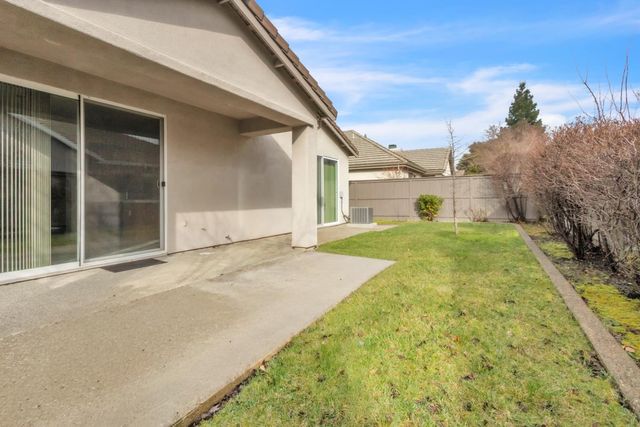 2796 San Marin Ln, Sacramento, CA 95835