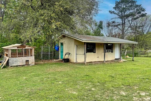 1550 Leona Drive, Ashdown, AR 71822