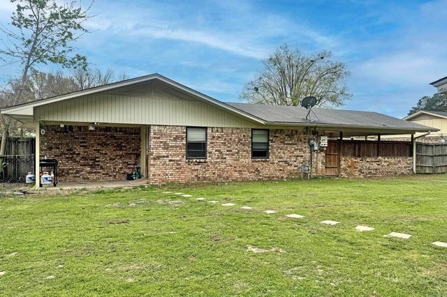 1550 Leona Drive, Ashdown, AR 71822