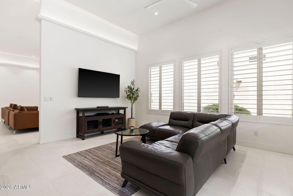 Image 6 of property listing at 7495 E SUNNYVALE Drive, Scottsdale, AZ 85258
