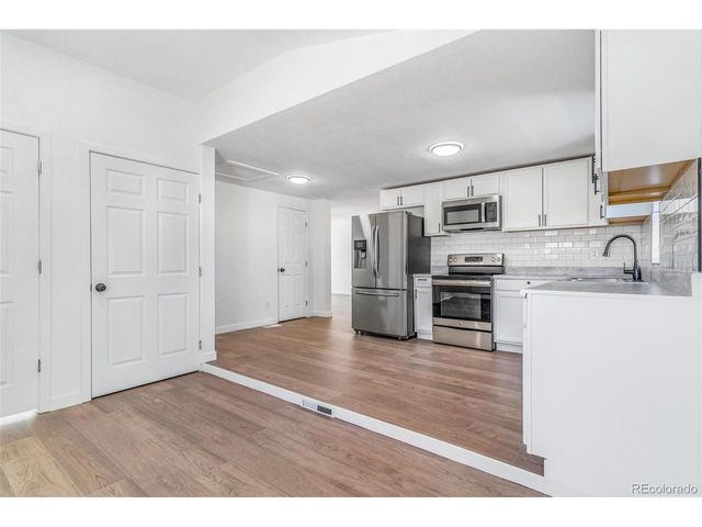 350 S Elbert St, Elizabeth, CO 80107