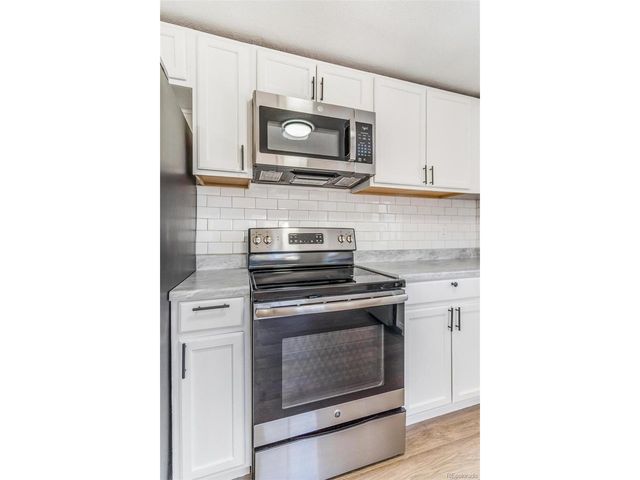 350 S Elbert St, Elizabeth, CO 80107