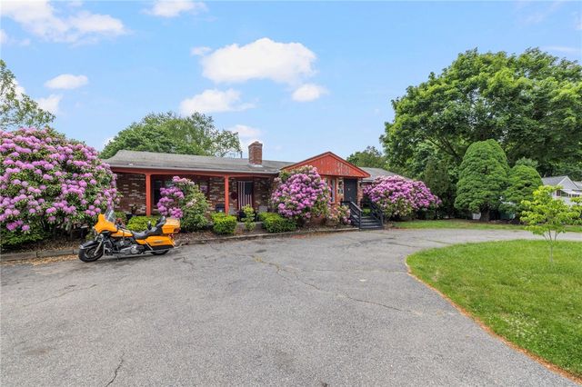 145 Crane Street, Warwick, RI 02889