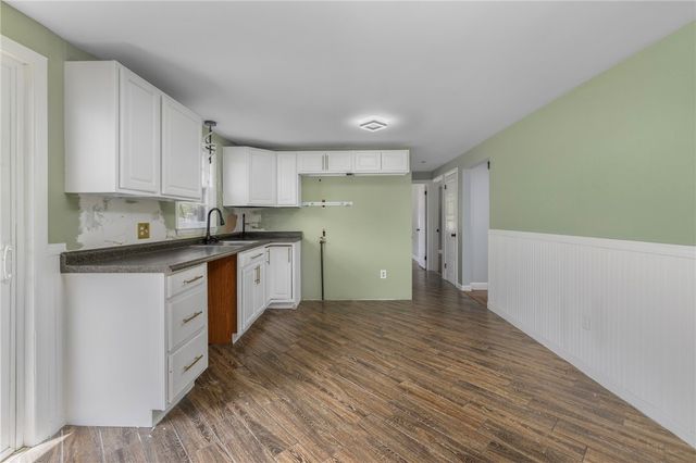 145 Crane Street, Warwick, RI 02889