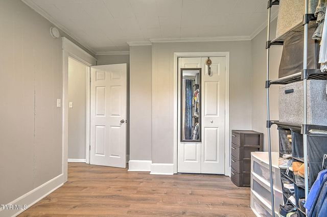 2109 East Unaka Avenue, Johnson City, TN 37601