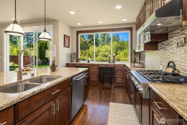 1213 267th Place SE, Sammamish, WA 98075