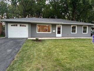 2602 Ravinia Lane, Woodridge, IL 60517