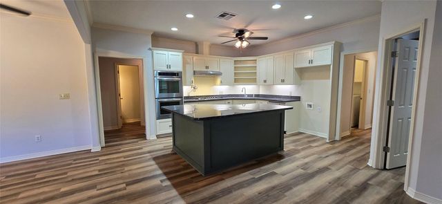 8660 Cedar Hill Road, Brenham, TX 77833