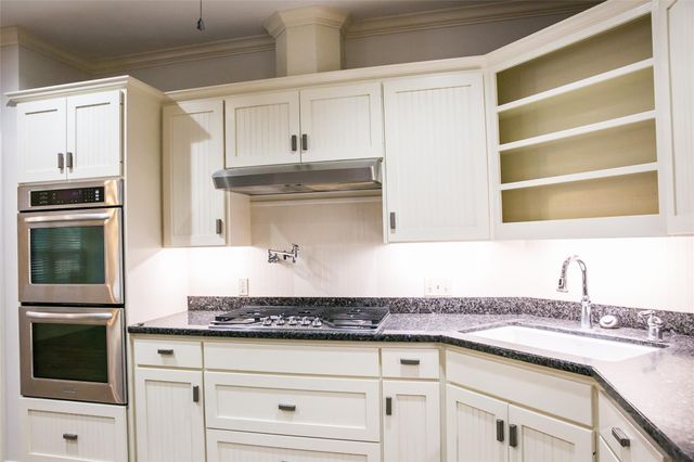 8660 Cedar Hill Road, Brenham, TX 77833