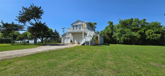 8660 Cedar Hill Road, Brenham, TX 77833