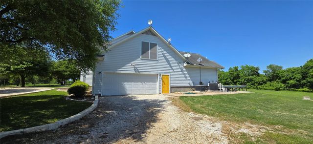 8660 Cedar Hill Road, Brenham, TX 77833