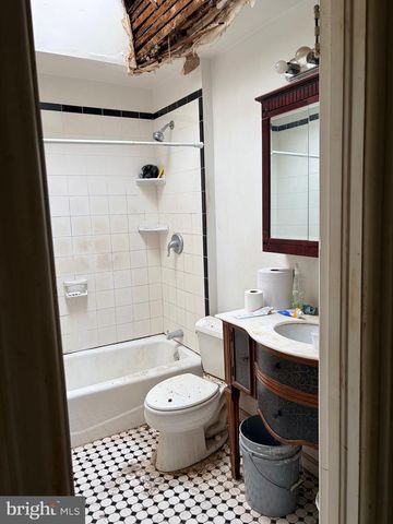 3335 EDGEMONT ST, Philadelphia, PA 19134
