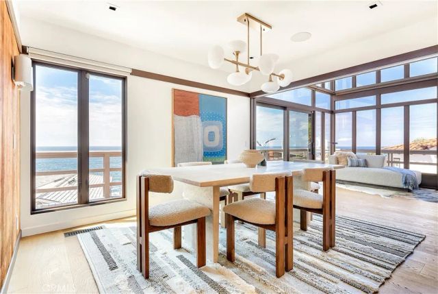 1944 Ocean, Laguna Beach, CA 92651
