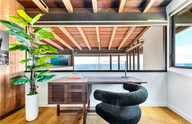 1944 Ocean, Laguna Beach, CA 92651