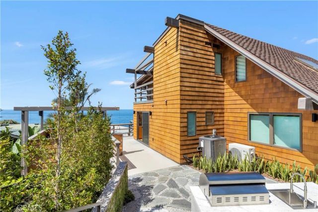 1944 Ocean, Laguna Beach, CA 92651