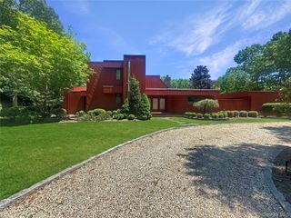 18 Quarter Court, Westhampton, NY 11977
