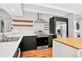 1044 Stuart St, Denver, CO 80204