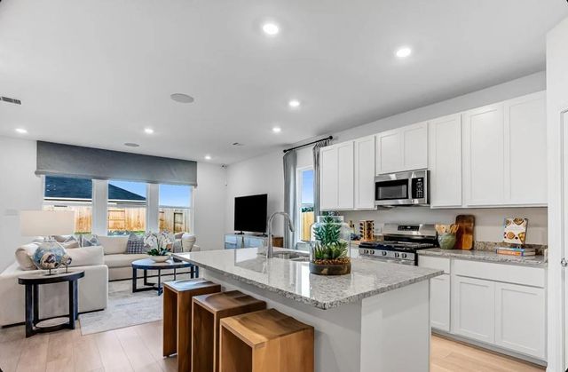 9647 Akashi Run Drive, Cypress, TX 77433