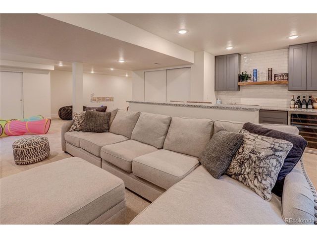 7305 Meadow Vw, Parker, CO 80134