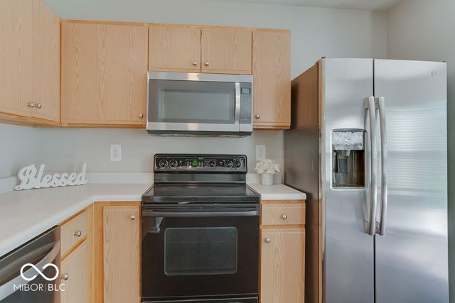 11971 Chapelwood Lane, Fishers, IN 46037