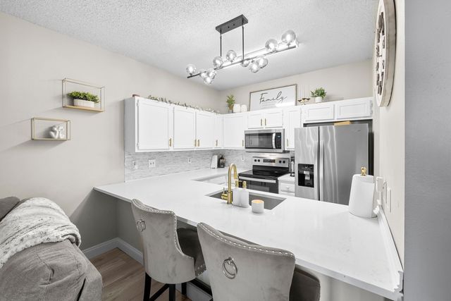 1832 Whispering Oaks Lane, Fort Walton Beach, FL 32547