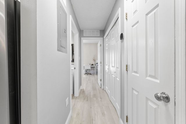 1832 Whispering Oaks Lane, Fort Walton Beach, FL 32547