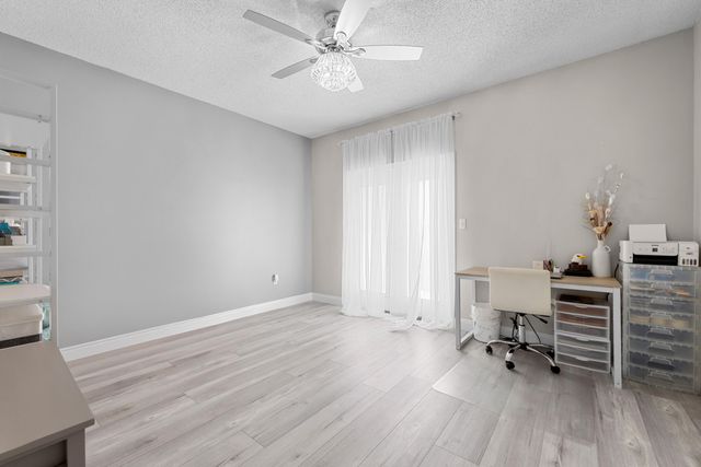 1832 Whispering Oaks Lane, Fort Walton Beach, FL 32547